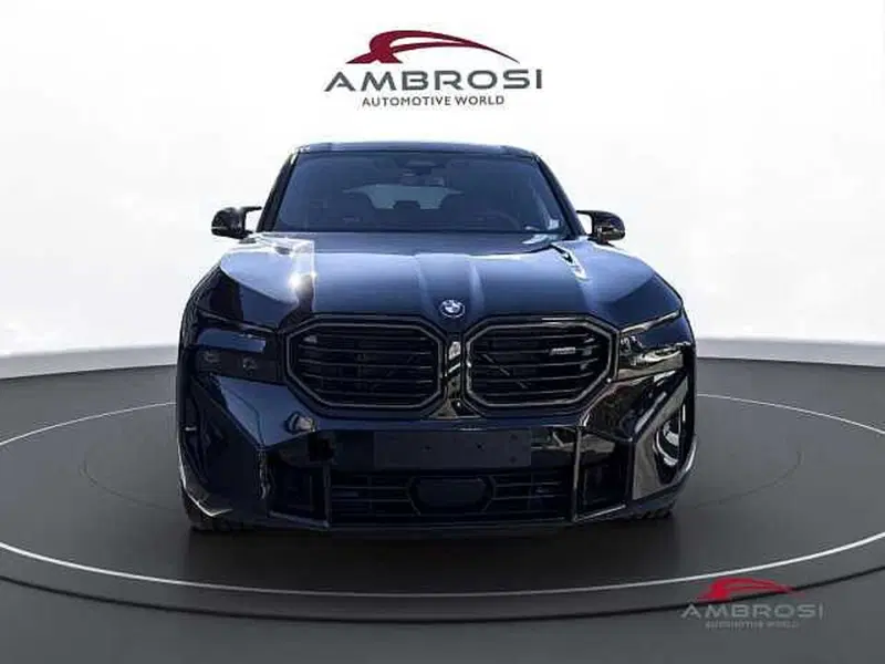 BMW XM nuova a Viterbo (7)