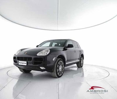 Porsche Cayenne 3.2 V6 cat del 2005 usata a Viterbo