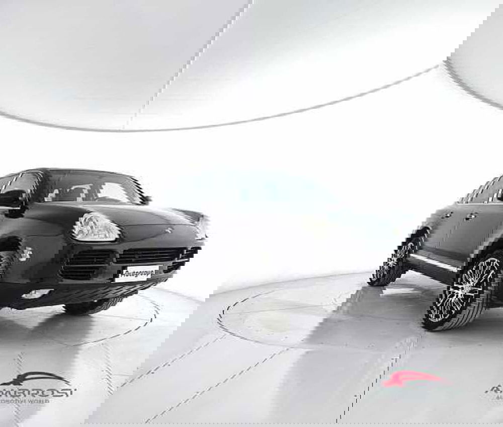 Porsche Cayenne usata a Viterbo (2)