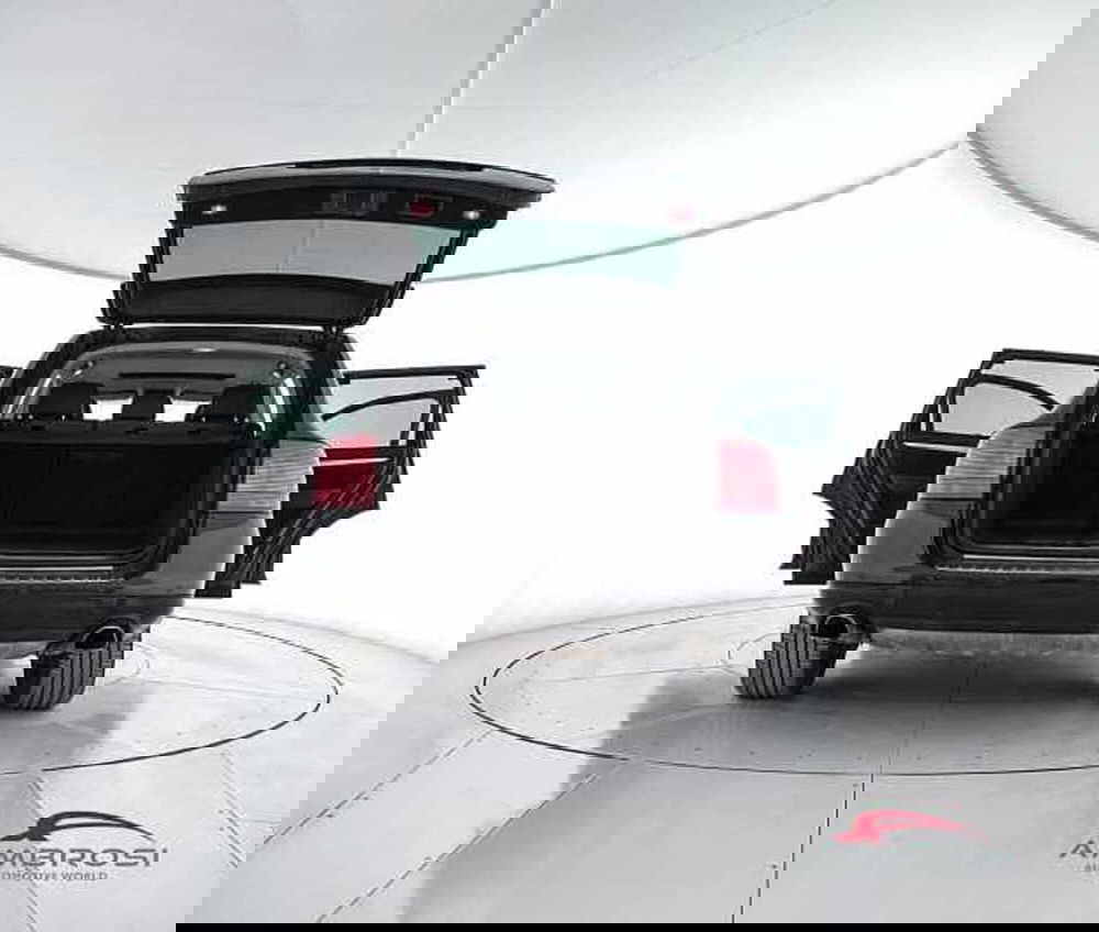 Porsche Cayenne usata a Viterbo (7)