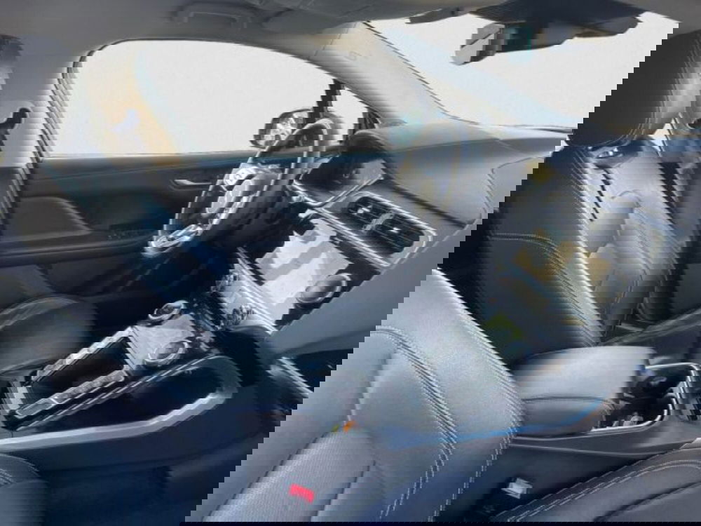 Jaguar I-Pace usata a Livorno (4)