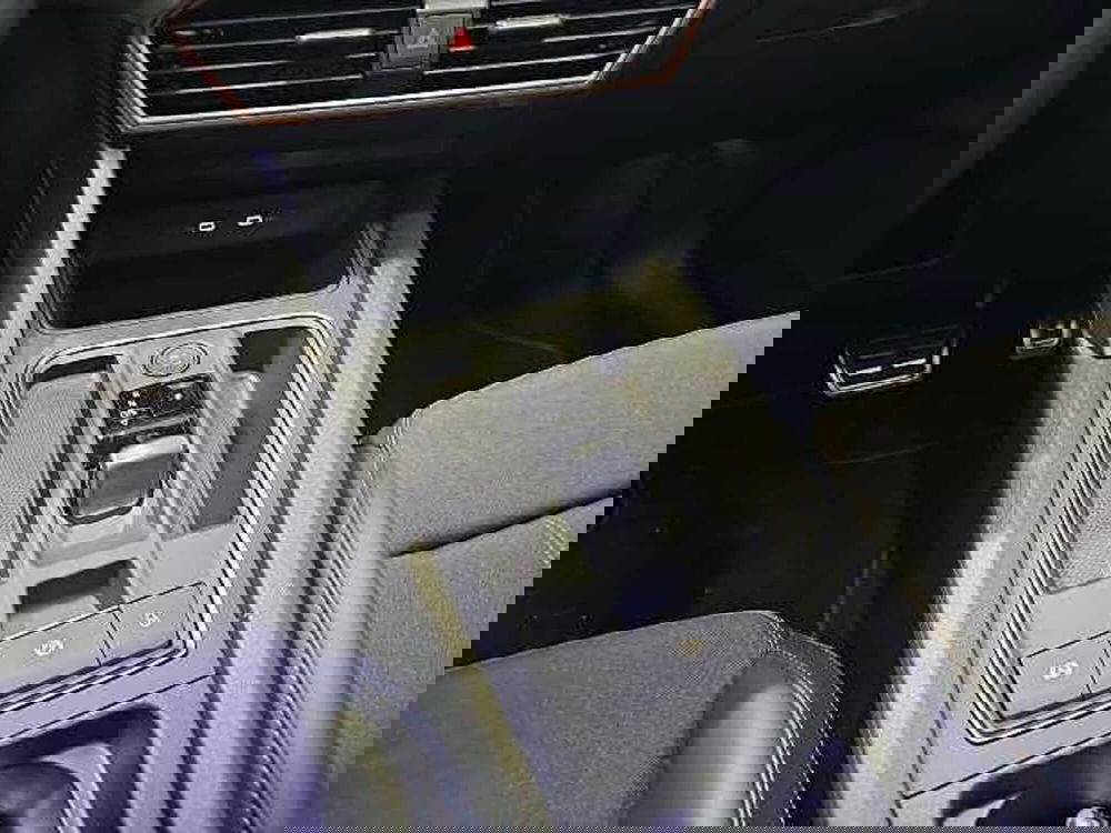 Cupra Formentor usata a Lecco (13)