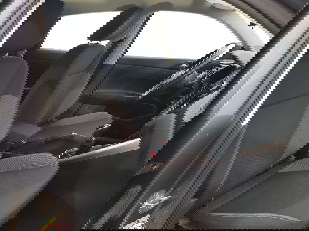 Volkswagen Taigo usata a Lucca (11)