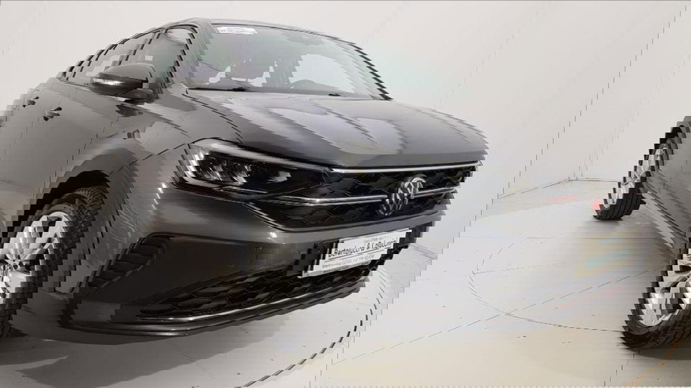 Volkswagen Taigo usata a Lucca (8)