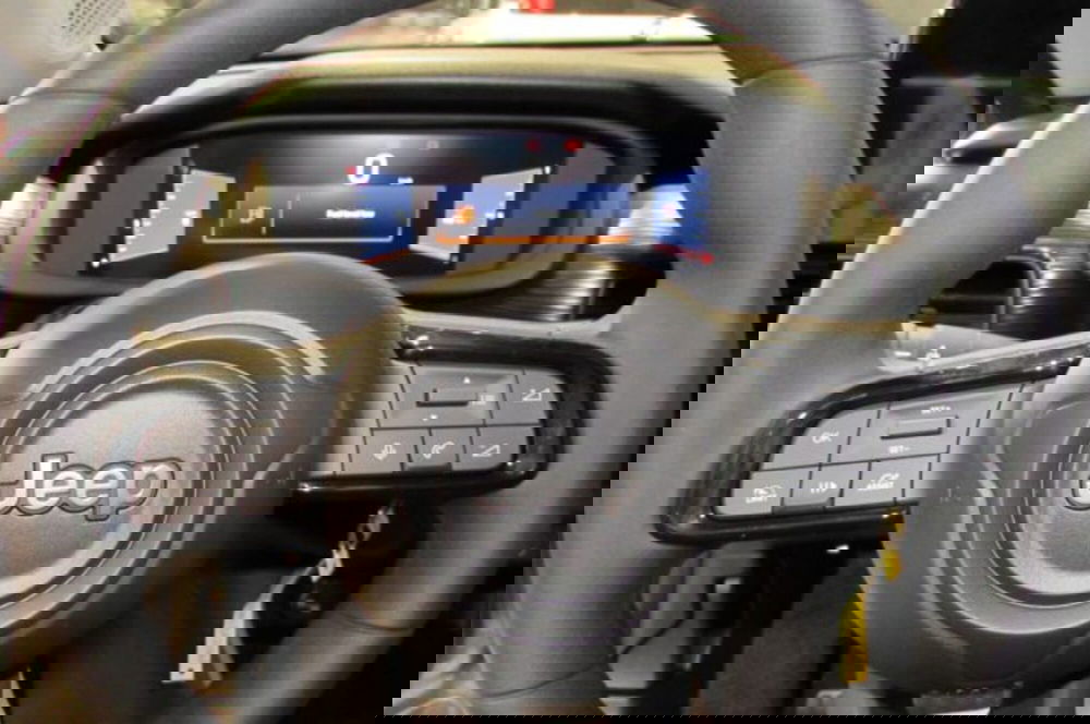 Jeep Avenger nuova a Milano (11)