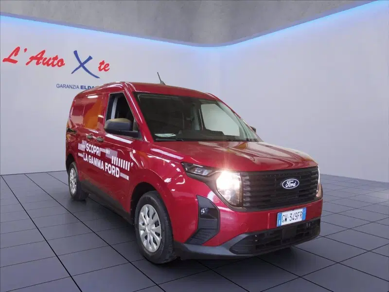 Ford Transit Courier nuova a Milano