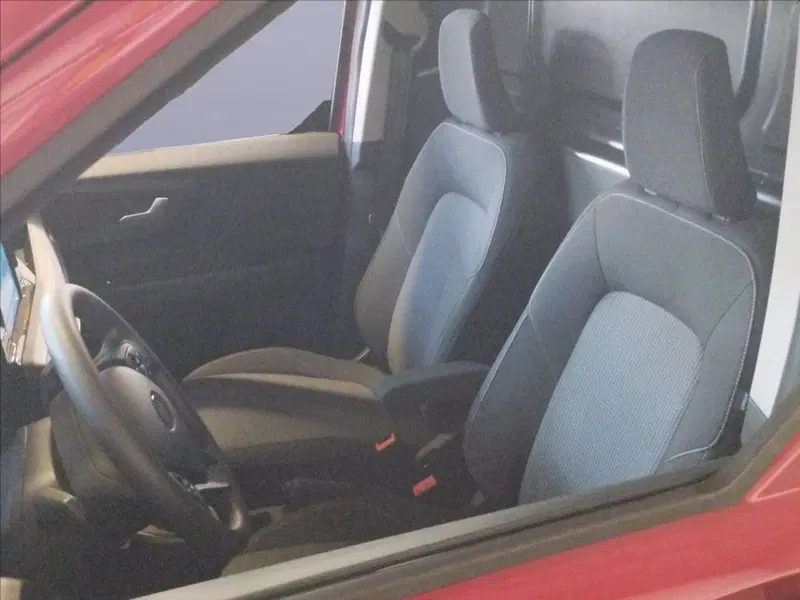 Ford Transit Courier nuova a Milano (10)