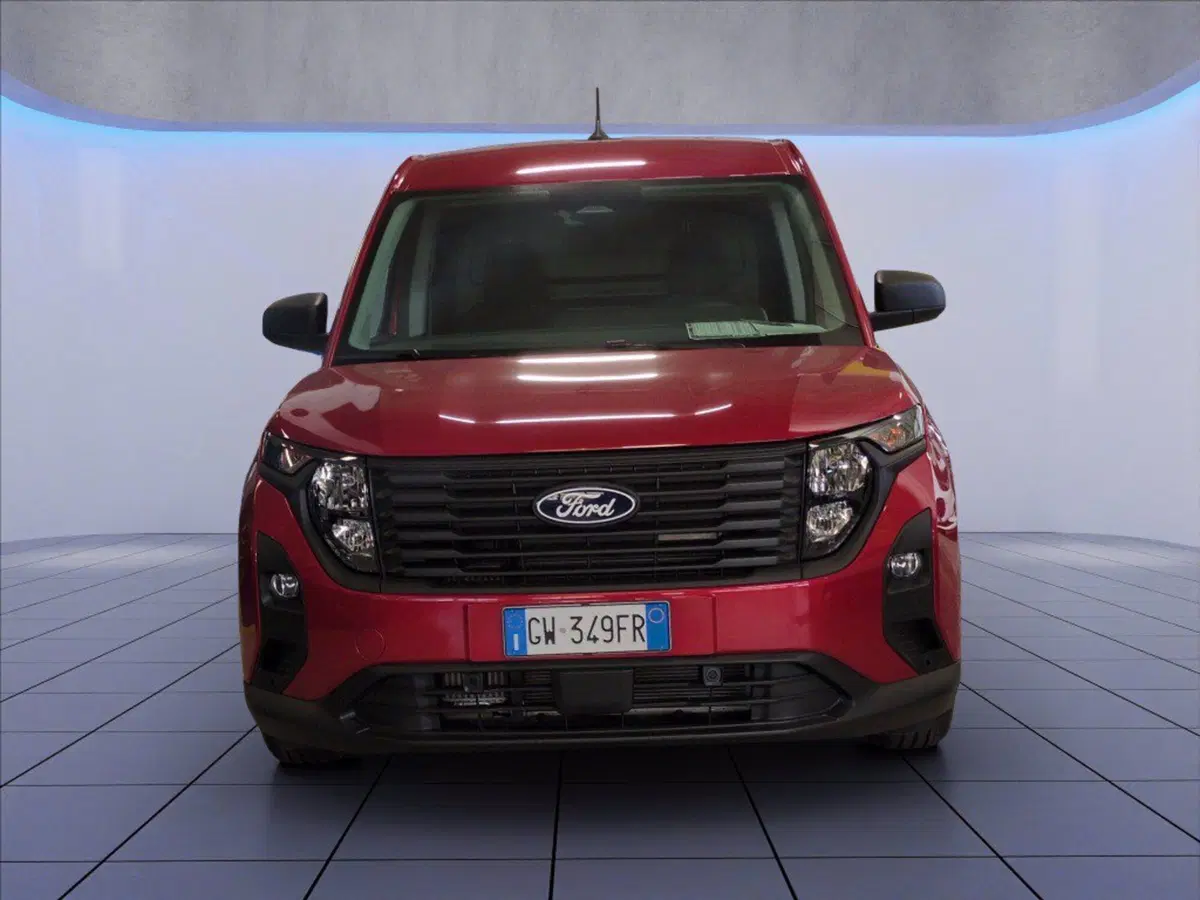 Ford Transit Courier nuova a Milano (4)