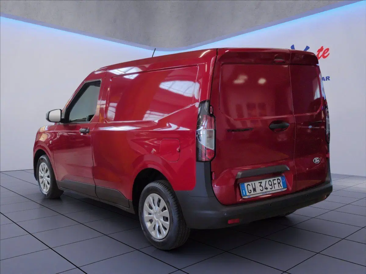Ford Transit Courier nuova a Milano (7)