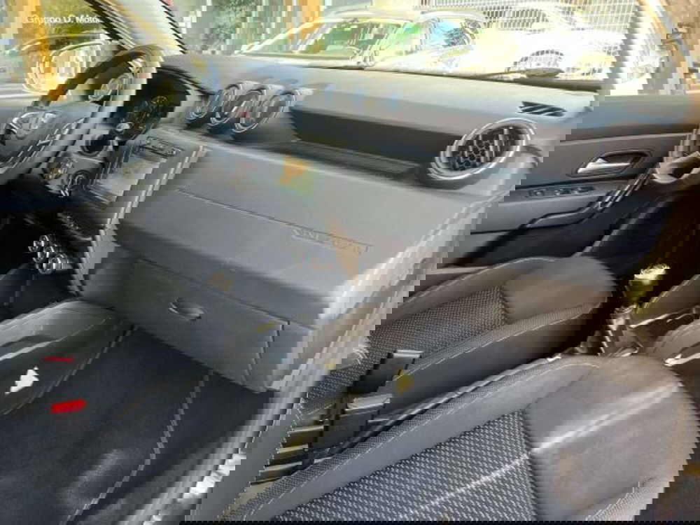 Dacia Duster usata a Savona (10)