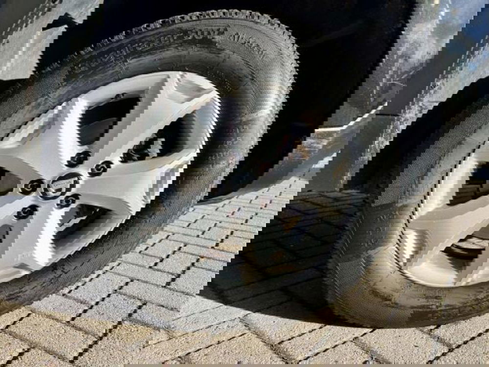 Dacia Duster usata a Savona (14)