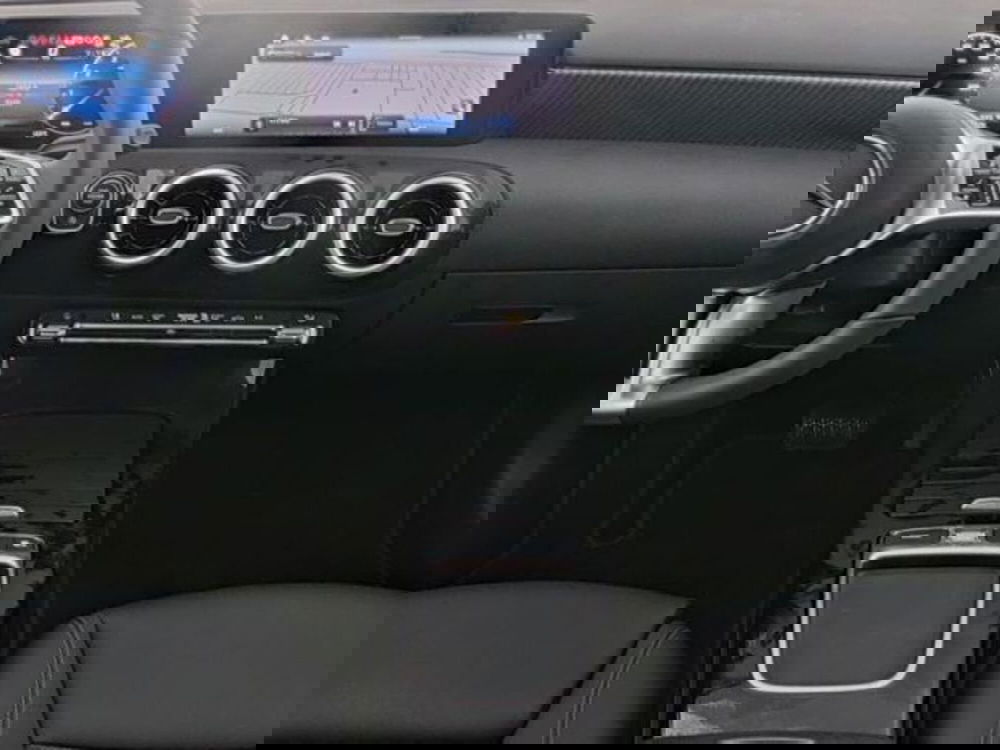 Mercedes-Benz Classe A usata a Milano (7)