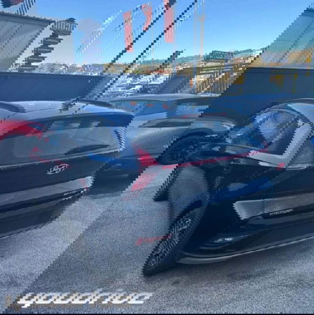 Hyundai Bayon nuova a Napoli (3)