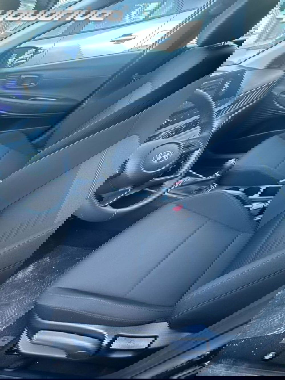 Hyundai Bayon nuova a Napoli (9)