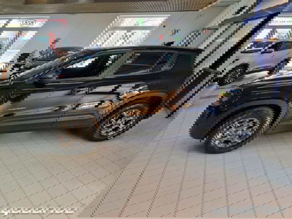 Jeep Avenger nuova a Napoli (3)