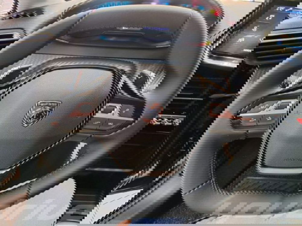 Peugeot 208 nuova a Napoli (11)