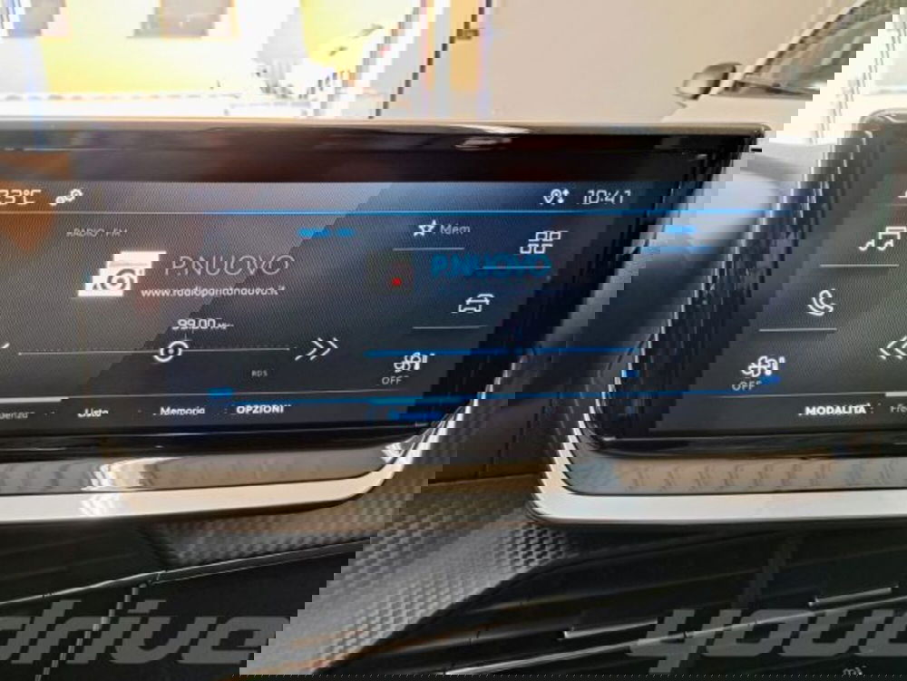 Peugeot 208 nuova a Napoli (13)