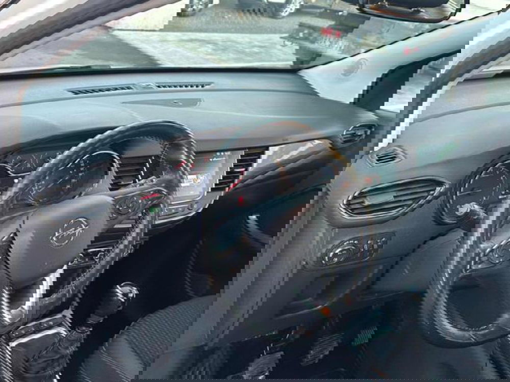 Opel Grandland X usata a Lucca (11)