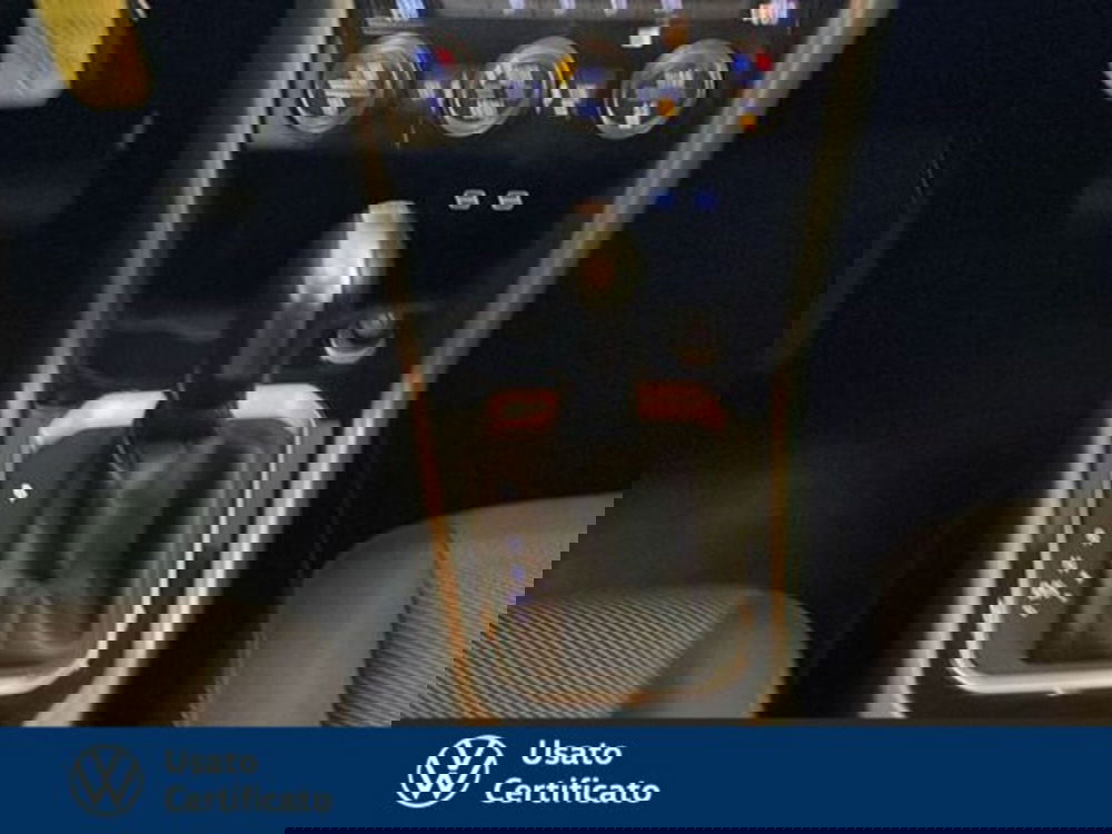 Volkswagen T-Roc usata a Vicenza (11)