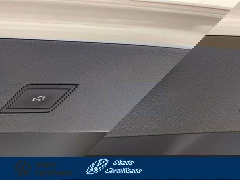 Volkswagen T-Roc usata a Vicenza (19)