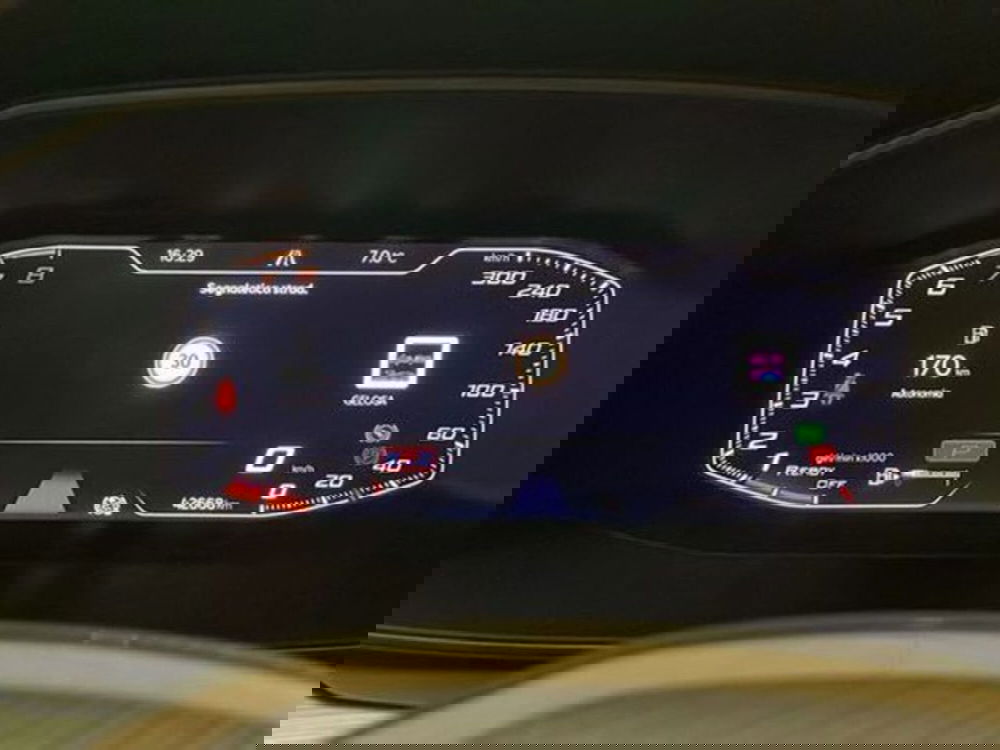 Cupra Formentor usata a Vicenza (14)