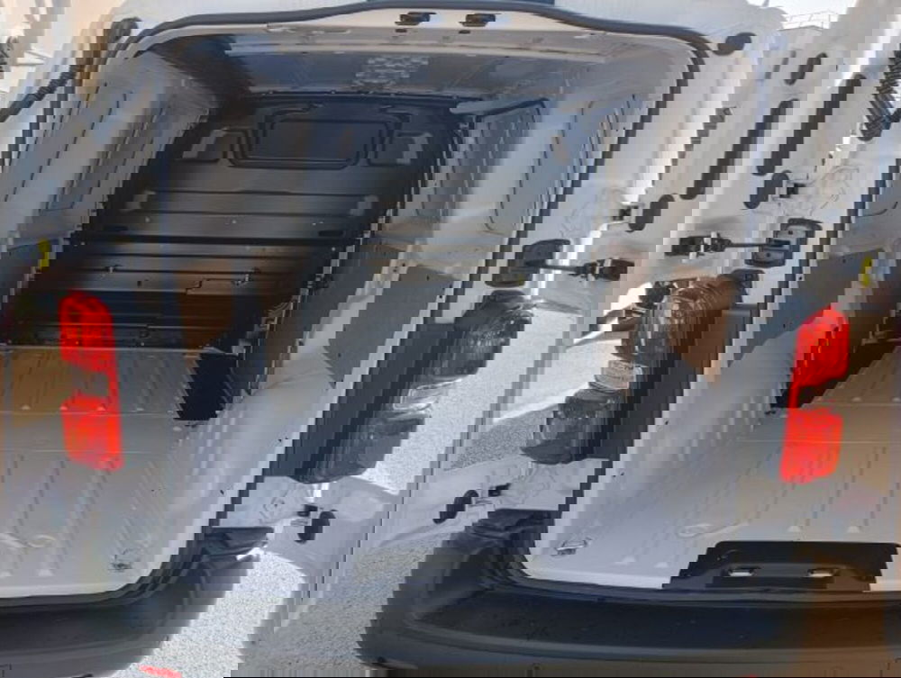 Citroen Jumpy Furgone nuova a Brescia (8)