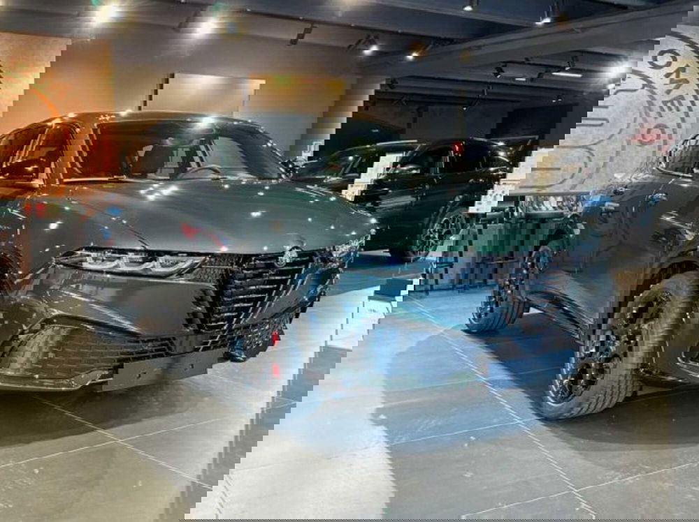 Alfa Romeo Tonale nuova a Sondrio (6)