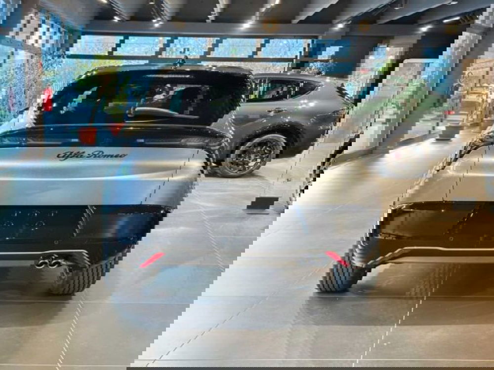 Alfa Romeo Junior nuova a Sondrio (4)