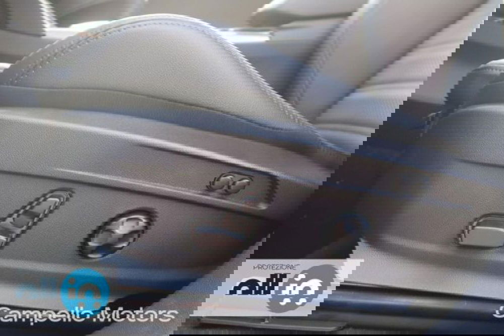 Alfa Romeo Stelvio nuova a Venezia (17)