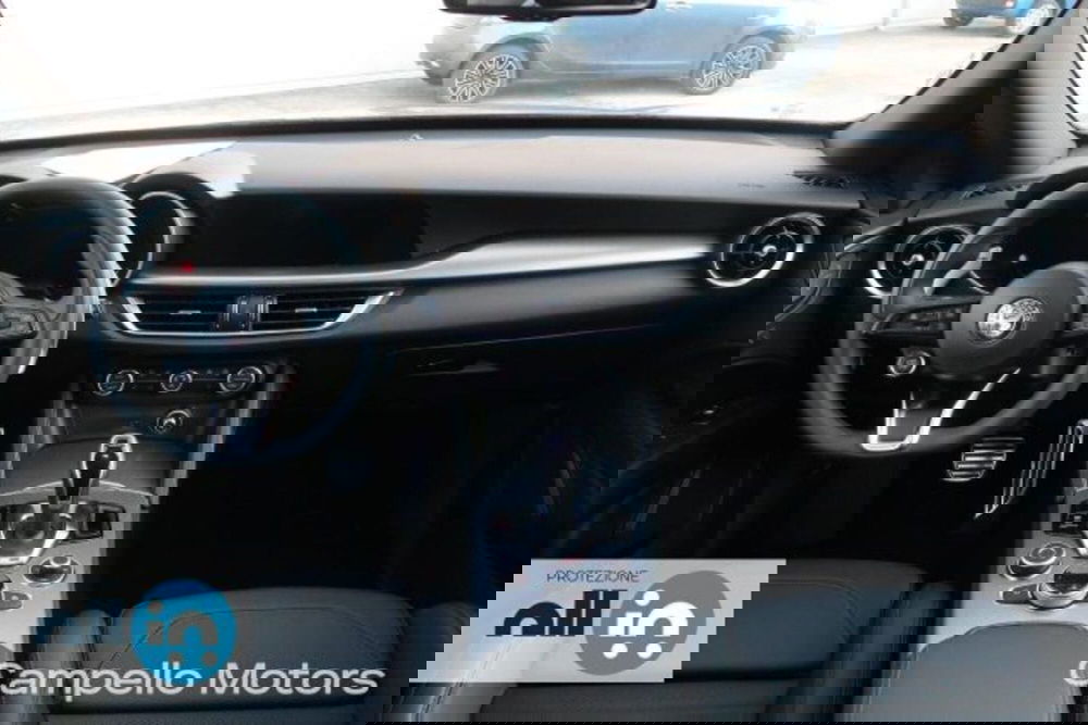 Alfa Romeo Stelvio nuova a Venezia (5)