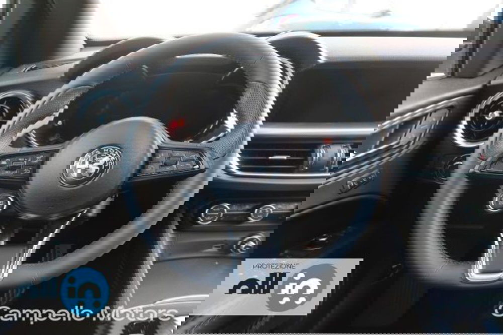 Alfa Romeo Stelvio nuova a Venezia (6)