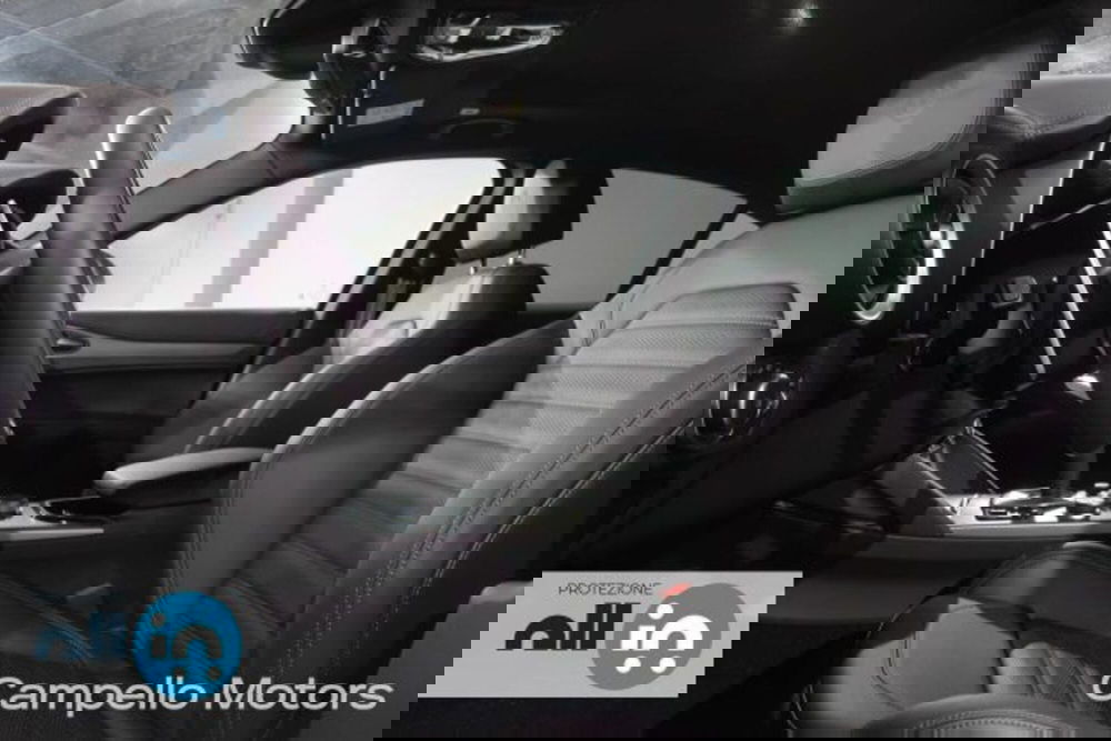 Alfa Romeo Stelvio nuova a Venezia (3)