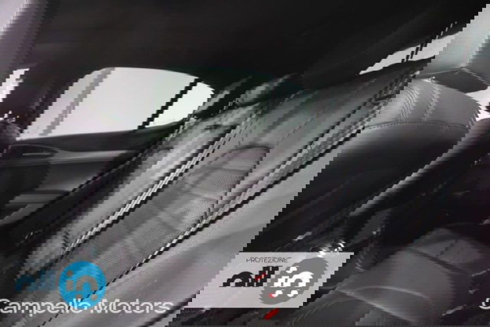 Alfa Romeo Stelvio nuova a Venezia (4)