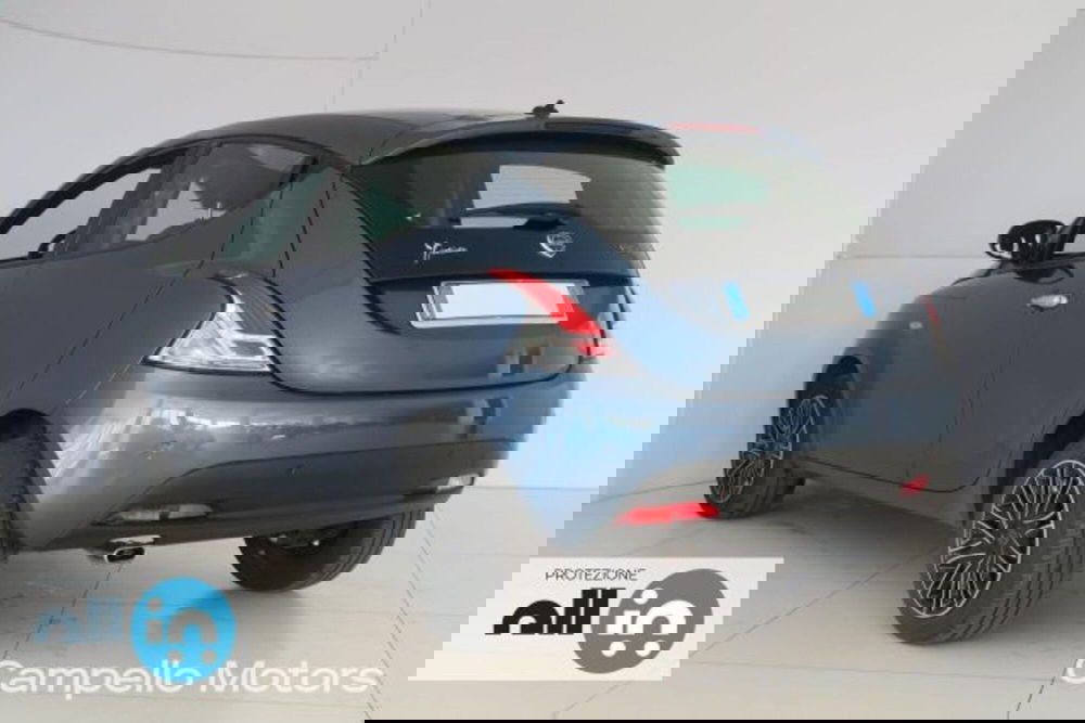 Lancia Ypsilon usata a Venezia (3)