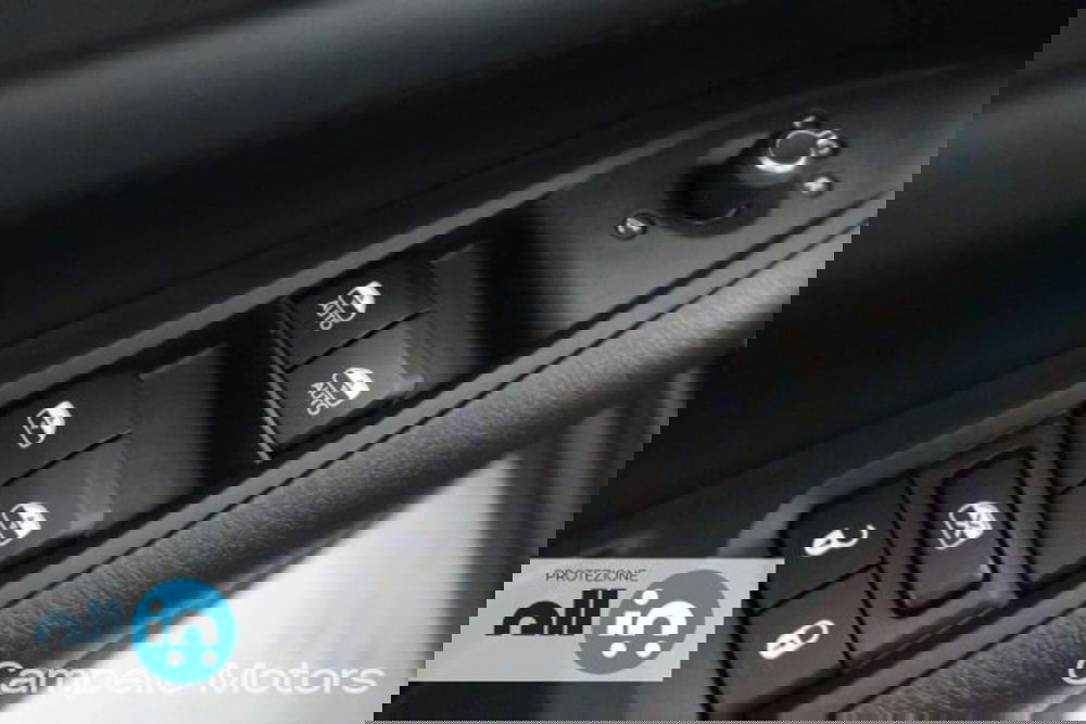 Jeep Compass usata a Venezia (11)