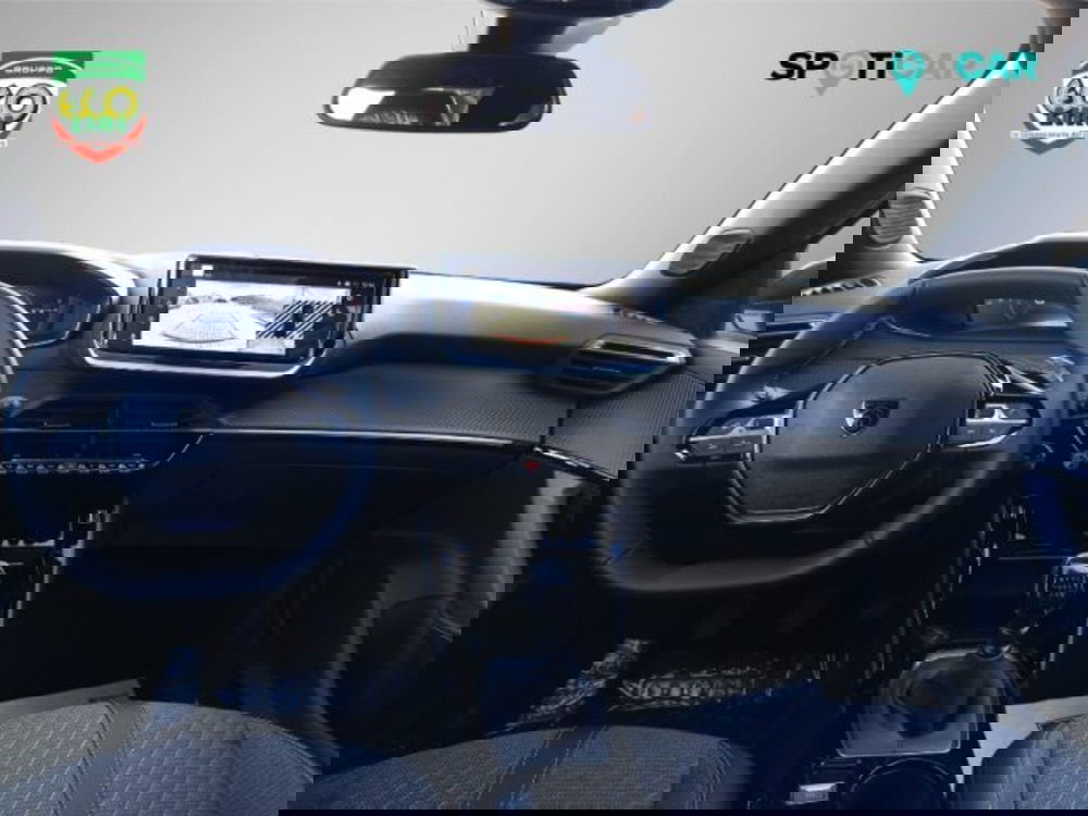 Peugeot 2008 nuova a Frosinone (14)