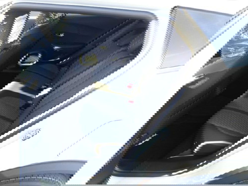 Peugeot 2008 nuova a Frosinone (8)