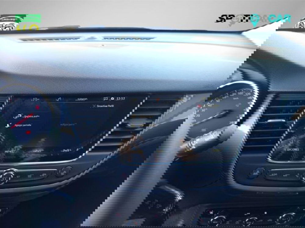 Opel Crossland nuova a Frosinone (12)