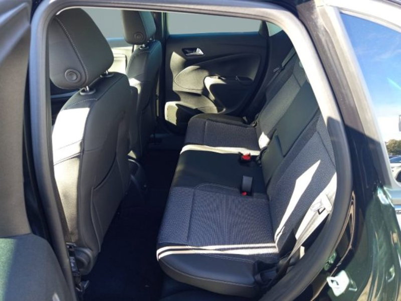 Opel Crossland nuova a Frosinone (8)