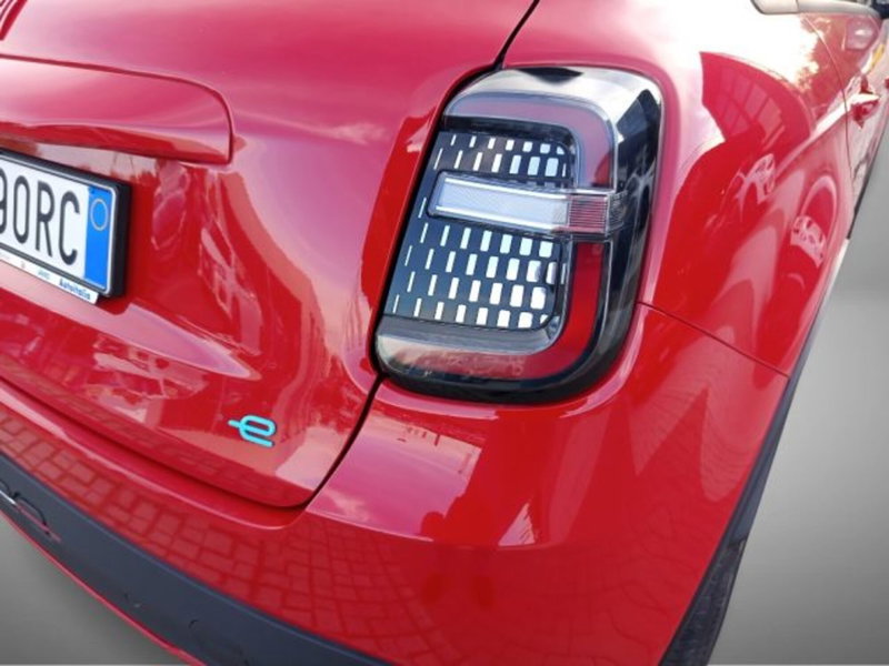 Fiat 600e usata a Frosinone (14)