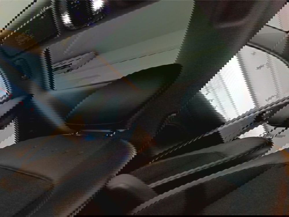 Hyundai Kona usata a Bari (12)