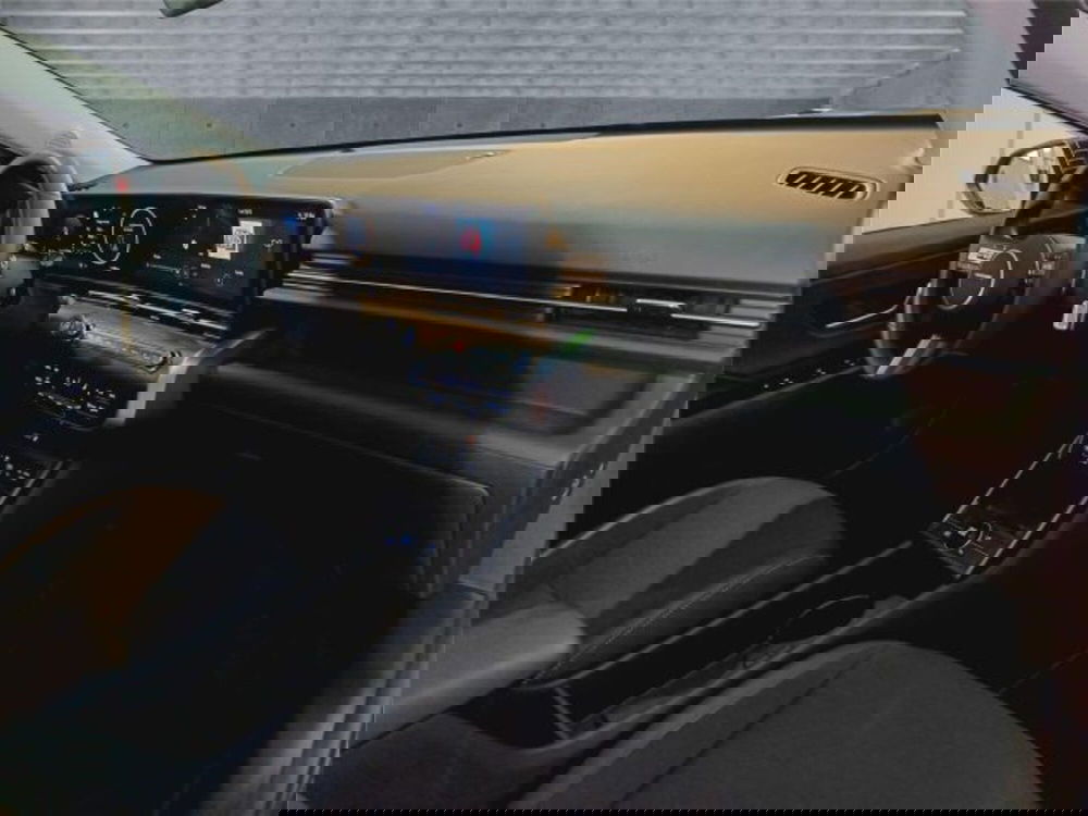 Hyundai Kona usata a Bari (13)