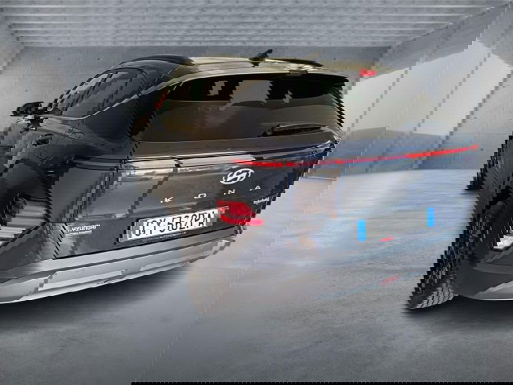 Hyundai Kona usata a Bari (4)