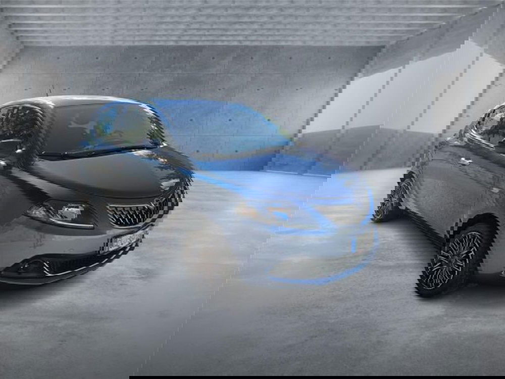 Lancia Ypsilon usata a Bari