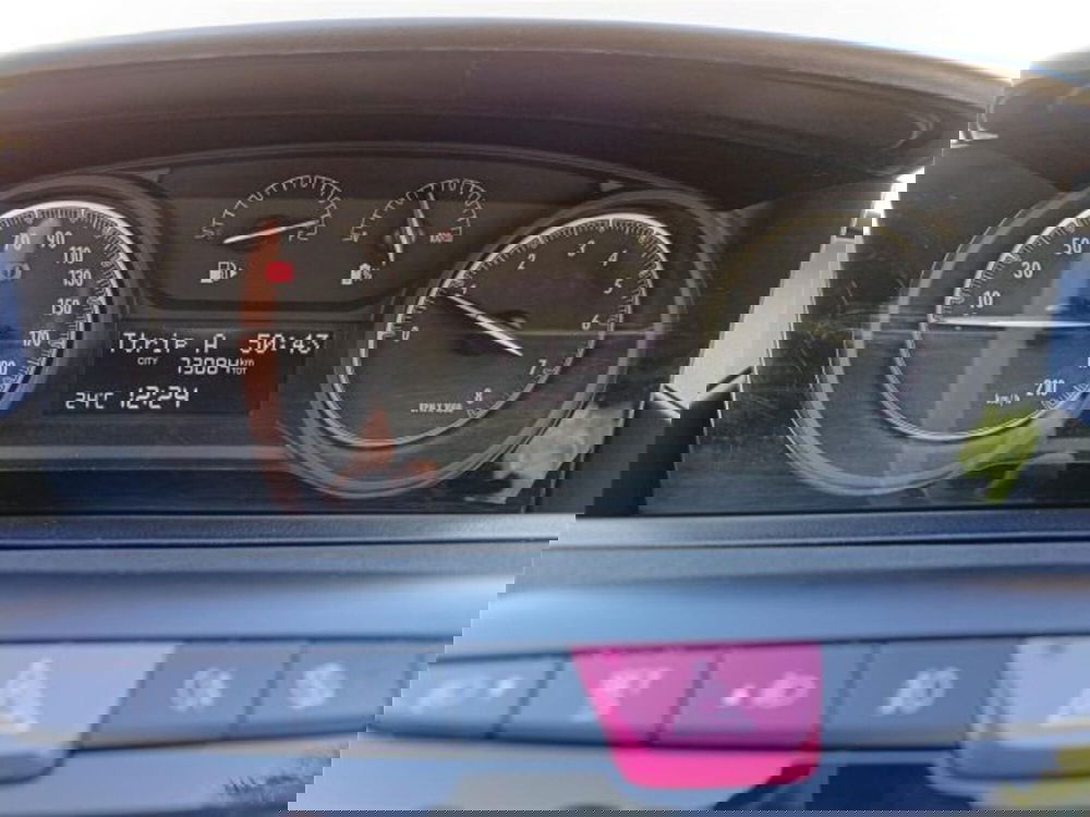 Lancia Ypsilon usata a Bari (16)