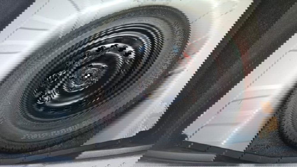 Nissan Juke usata a Lucca (18)