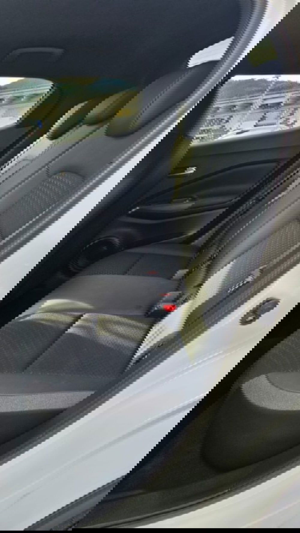 Nissan Juke usata a Lucca (17)