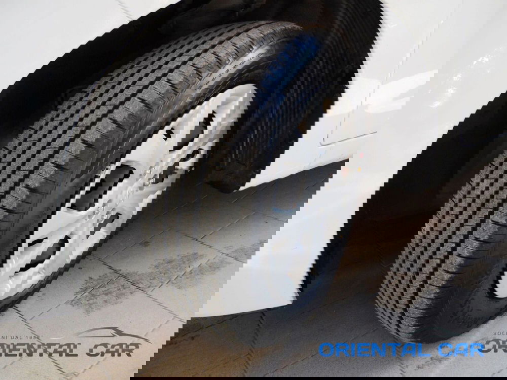 Hyundai i10 usata a La Spezia (12)