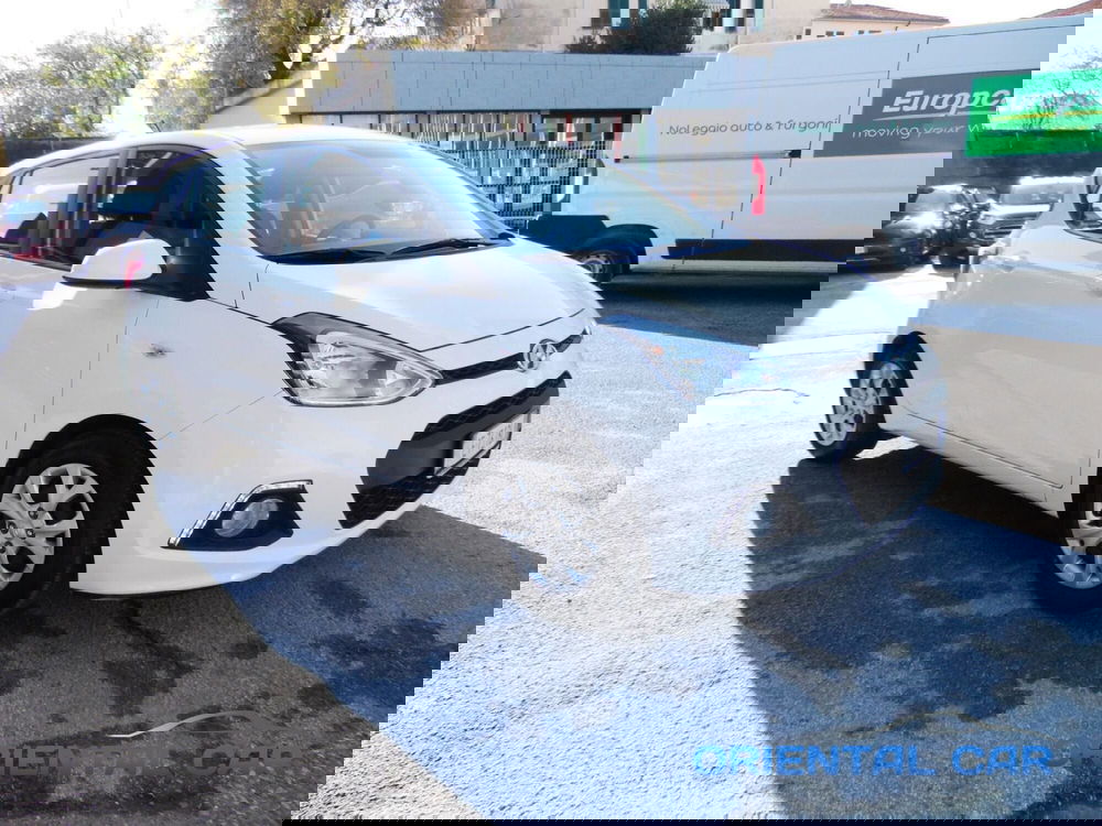 Hyundai i10 usata a La Spezia (16)