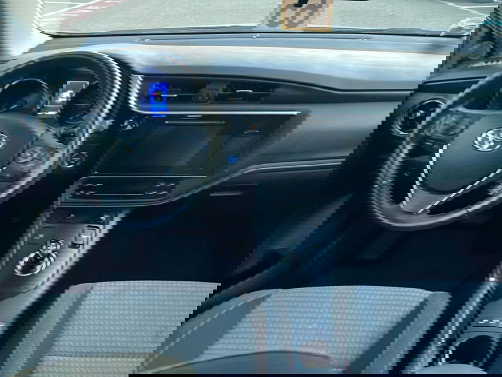 Toyota Auris Station Wagon usata a Piacenza (15)